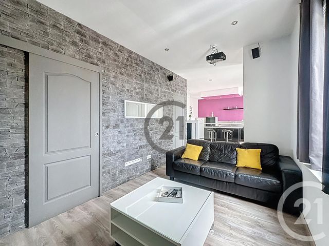 Afficher la photo en grand Appartement T2 à vendre - 2 pièces - 46 m2 - Reims - 51 - CHAMPAGNE-ARDENNE