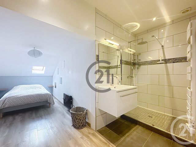 Afficher la photo en grand Appartement T2 à vendre - 2 pièces - 46 m2 - Reims - 51 - CHAMPAGNE-ARDENNE