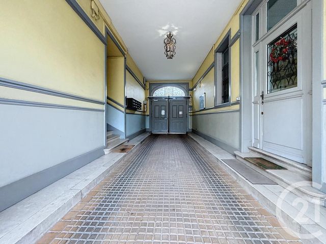 Afficher la photo en grand Appartement T2 à vendre - 2 pièces - 39 m2 - Reims - 51 - CHAMPAGNE-ARDENNE