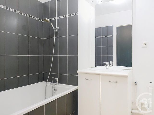 Appartement F4 &agrave; vendre - 4 pi&egrave;ces - 65 m2 - Reims - 51 - CHAMPAGNE-ARDENNE