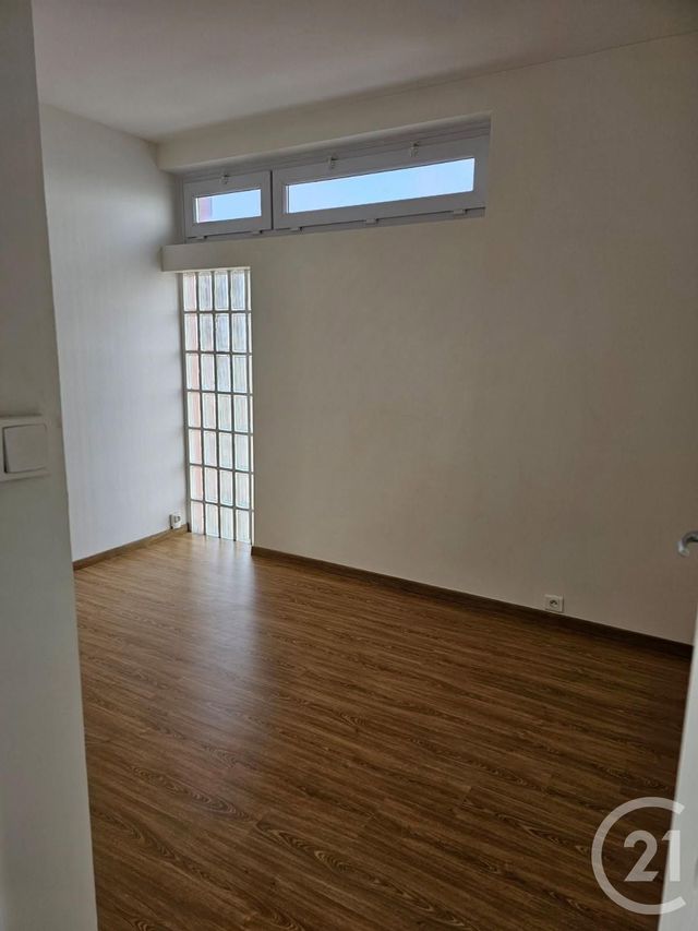 Appartement T4 à vendre - 4 pièces - 66,87 m2 - Reims - 51 - CHAMPAGNE-ARDENNE