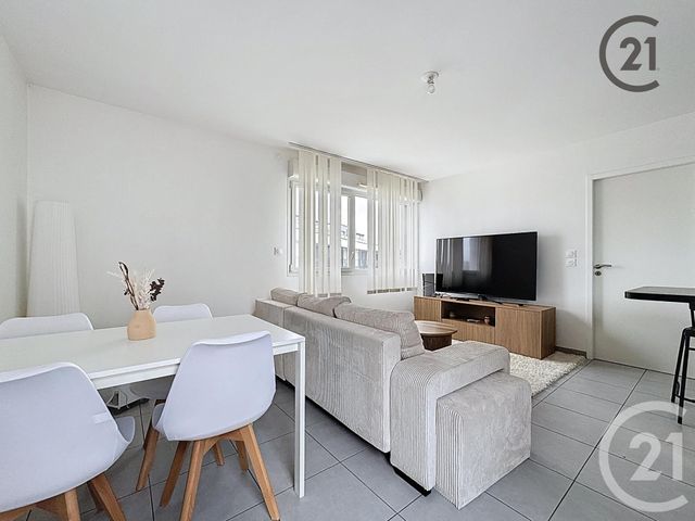 Appartement T2 à vendre - 2 pièces - 50 m2 - Reims - 51 - CHAMPAGNE-ARDENNE