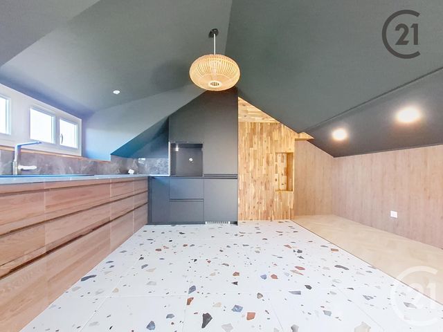 Appartement T4 à vendre - 4 pièces - 100,94 m2 - Reims - 51 - CHAMPAGNE-ARDENNE