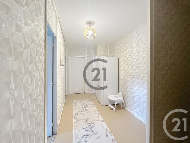 Appartement F4 à vendre - 4 pièces - 72,67 m2 - Reims - 51 - CHAMPAGNE-ARDENNE