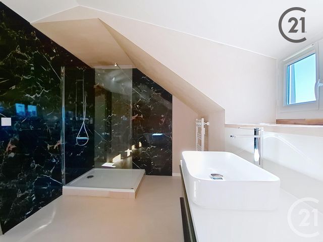 Appartement T4 à vendre - 4 pièces - 100,94 m2 - Reims - 51 - CHAMPAGNE-ARDENNE