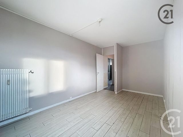 Appartement F4 à vendre - 4 pièces - 75,91 m2 - Reims - 51 - CHAMPAGNE-ARDENNE