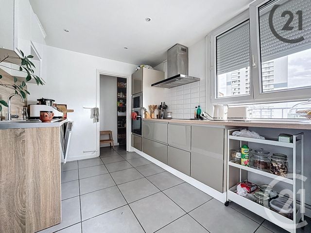 Appartement T5 &agrave; vendre - 5 pi&egrave;ces - 108,07 m2 - Reims - 51 - CHAMPAGNE-ARDENNE