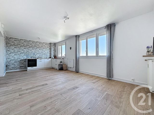 Appartement T3 &agrave; vendre - 3 pi&egrave;ces - 63,93 m2 - Tinqueux - 51 - CHAMPAGNE-ARDENNE