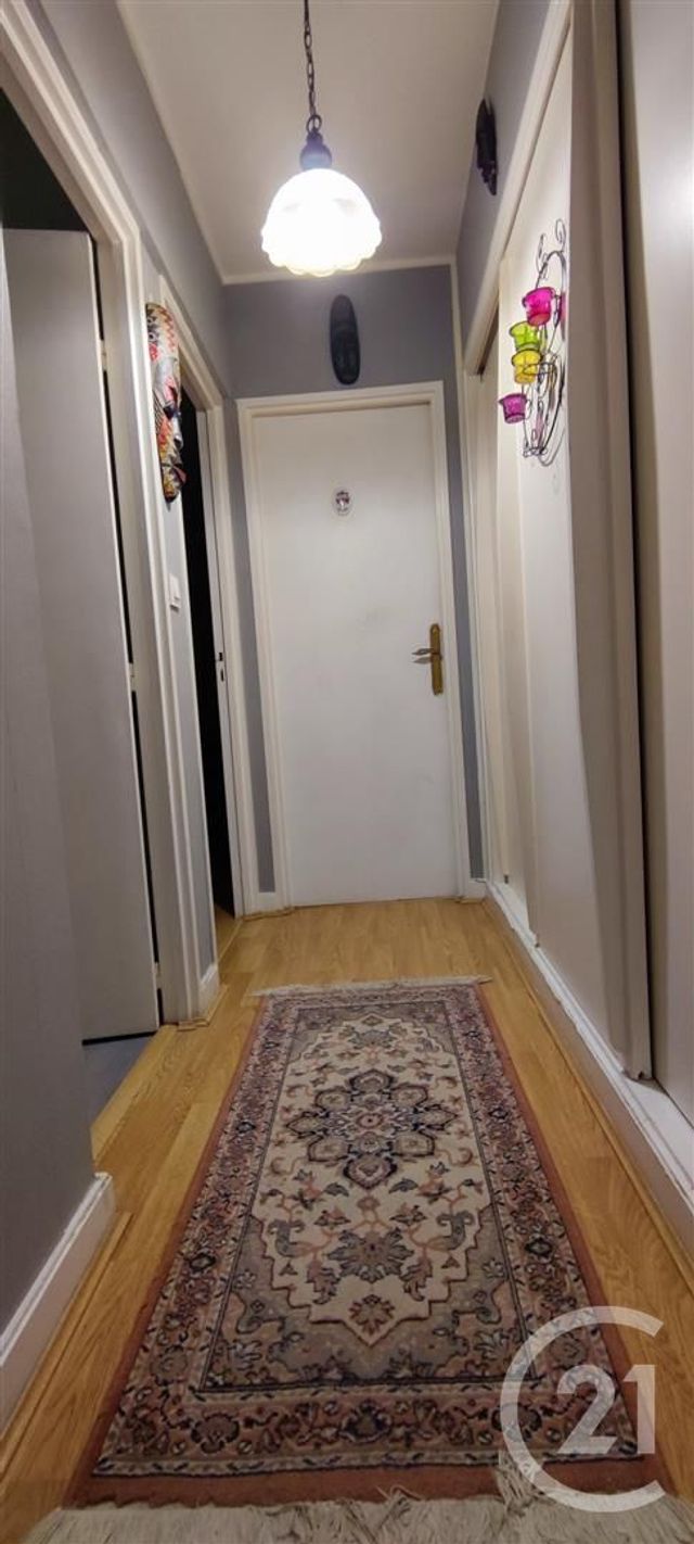 Appartement à vendre - 4 pièces - 70,37 m2 - Chalons En Champagne - 51 - CHAMPAGNE-ARDENNE