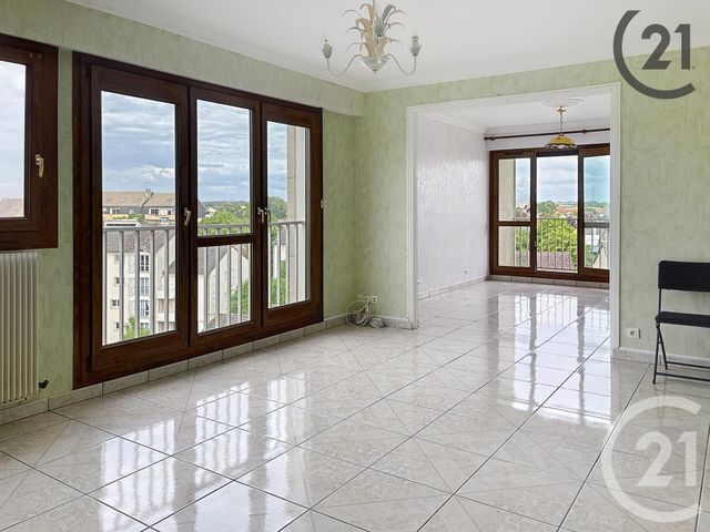 Appartement F3 à vendre - 3 pièces - 91 m2 - Chalons En Champagne - 51 - CHAMPAGNE-ARDENNE