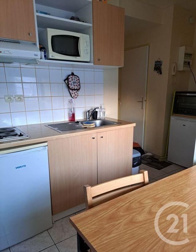 Appartement Studio &agrave; vendre - 1 pi&egrave;ce - 20 m2 - Chalons En Champagne - 51 - CHAMPAGNE-ARDENNE
