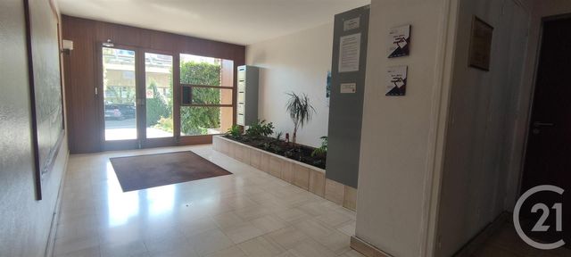 Appartement F3 &agrave; vendre - 3 pi&egrave;ces - 82,60 m2 - Chalons En Champagne - 51 - CHAMPAGNE-ARDENNE