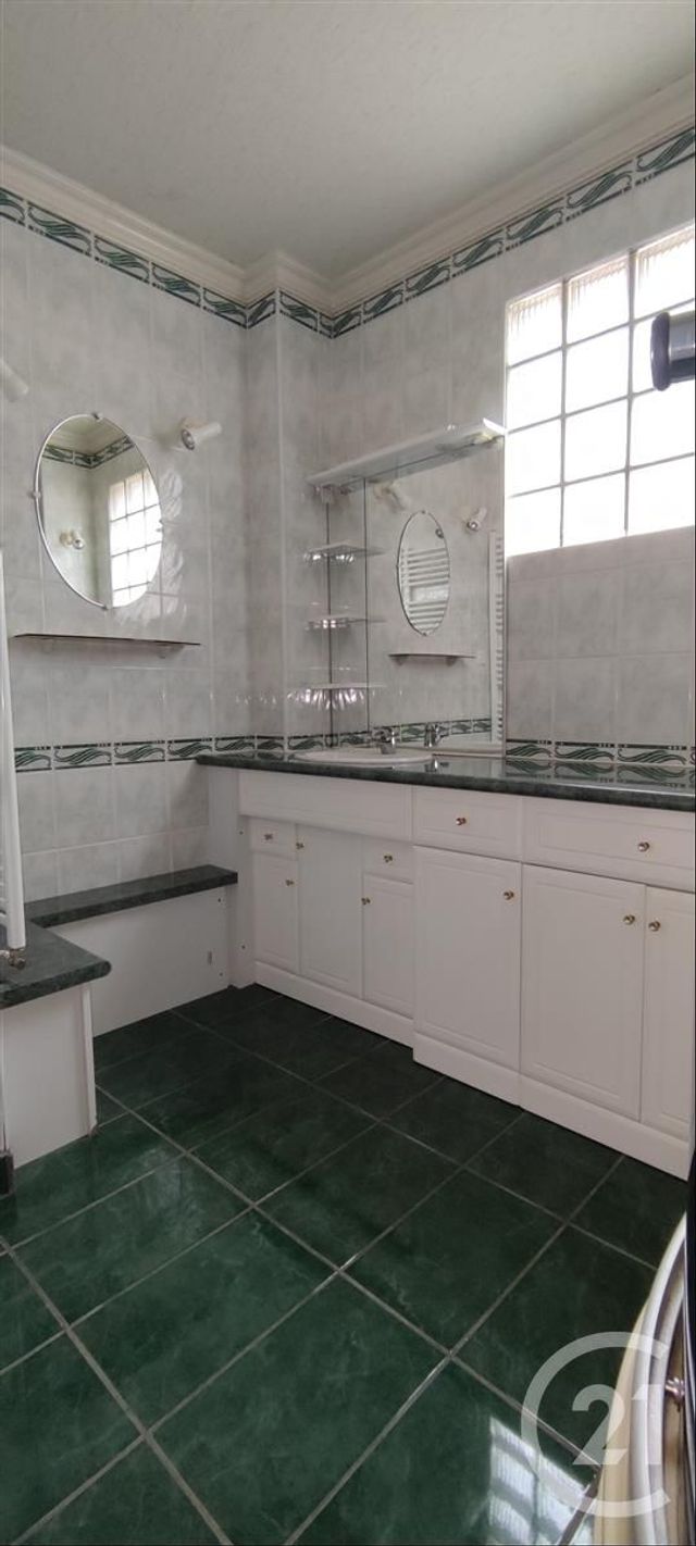 Appartement F3 &agrave; vendre - 3 pi&egrave;ces - 82,60 m2 - Chalons En Champagne - 51 - CHAMPAGNE-ARDENNE
