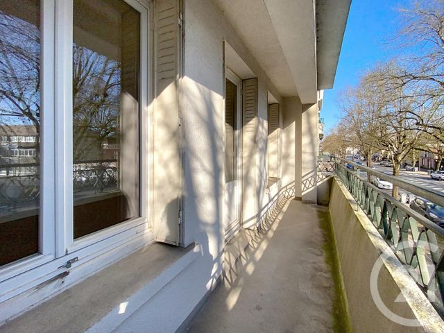 Appartement F4 à louer - 4 pièces - 116 m2 - Chalons En Champagne - 51 - CHAMPAGNE-ARDENNE