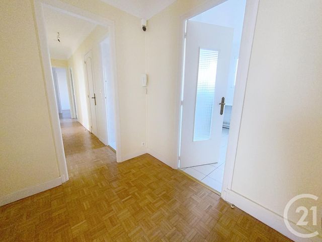 Appartement F4 à louer - 4 pièces - 116 m2 - Chalons En Champagne - 51 - CHAMPAGNE-ARDENNE