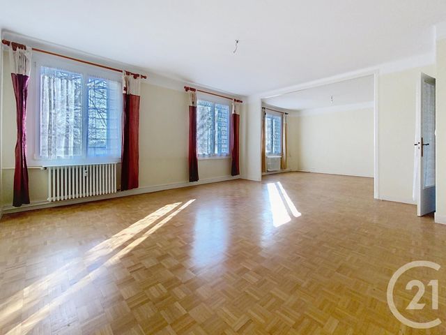 Appartement F4 à louer - 4 pièces - 116 m2 - Chalons En Champagne - 51 - CHAMPAGNE-ARDENNE