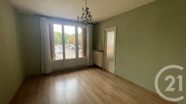 Afficher la photo en grand Appartement F3 à vendre - 3 pièces - 59 m2 - Chalons En Champagne - 51 - CHAMPAGNE-ARDENNE