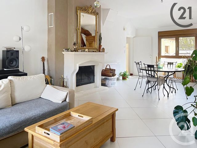 Appartement F5 à vendre - 5 pièces - 127,60 m2 - Chalons En Champagne - 51 - CHAMPAGNE-ARDENNE