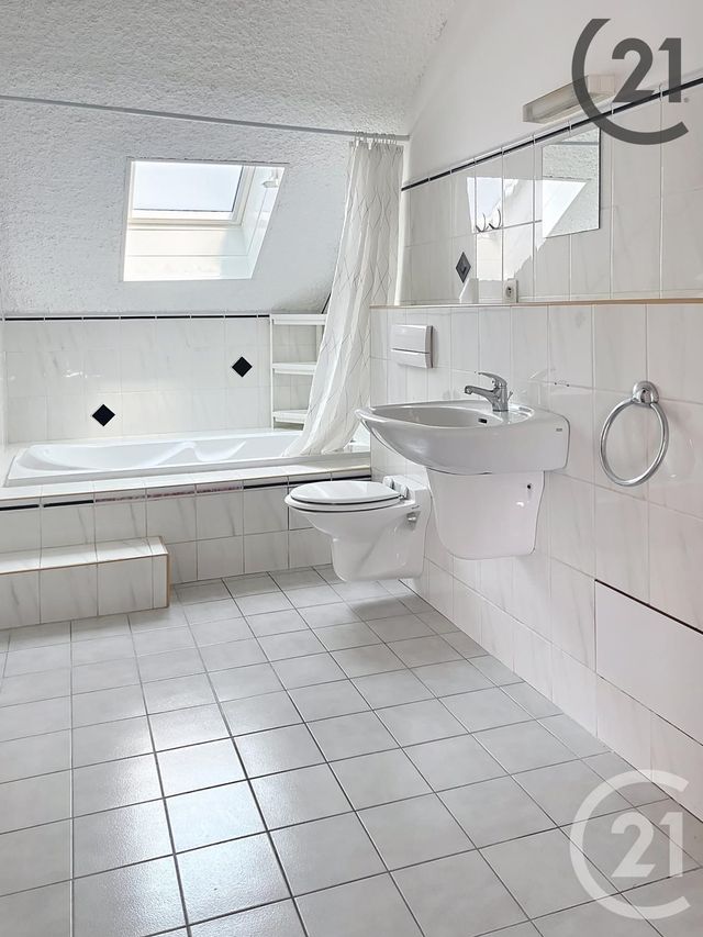 Afficher la photo en grand Appartement F2 bis à vendre - 2 pièces - 52,54 m2 - Chalons En Champagne - 51 - CHAMPAGNE-ARDENNE