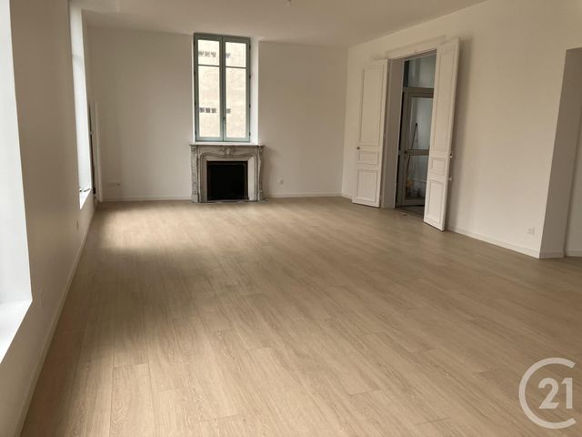 Appartement F4 à vendre - 4 pièces - 82,12 m2 - Chalons En Champagne - 51 - CHAMPAGNE-ARDENNE