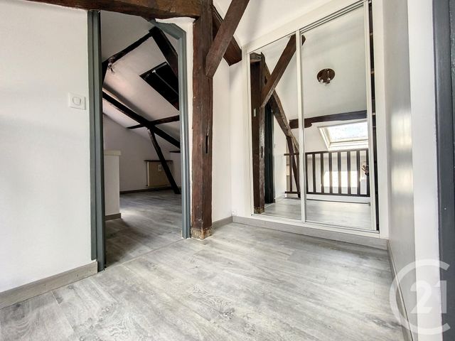 Appartement F2 à louer - 2 pièces - 76,53 m2 - Chalons En Champagne - 51 - CHAMPAGNE-ARDENNE