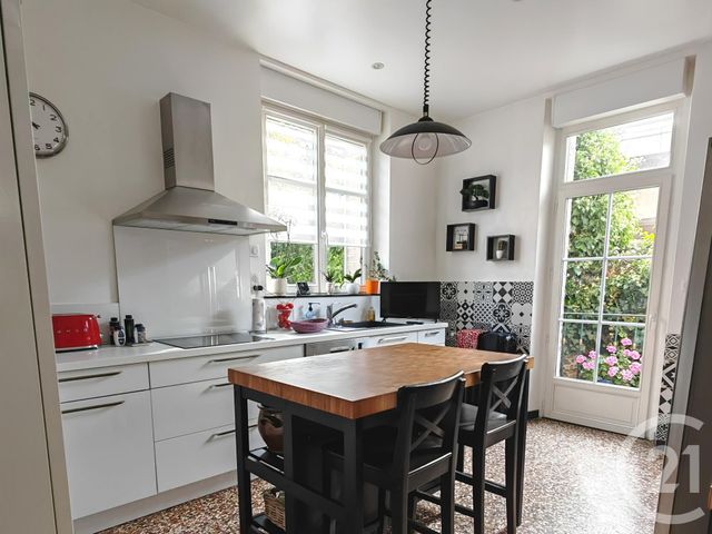 Maison à vendre - 11 pièces - 220 m2 - Chalons En Champagne - 51 - CHAMPAGNE-ARDENNE