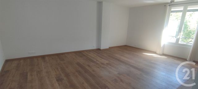 Afficher la photo en grand Maison à vendre - 7 pièces - 129 m2 - St Memmie - 51 - CHAMPAGNE-ARDENNE