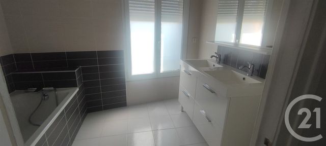 Afficher la photo en grand Maison à vendre - 7 pièces - 129 m2 - St Memmie - 51 - CHAMPAGNE-ARDENNE