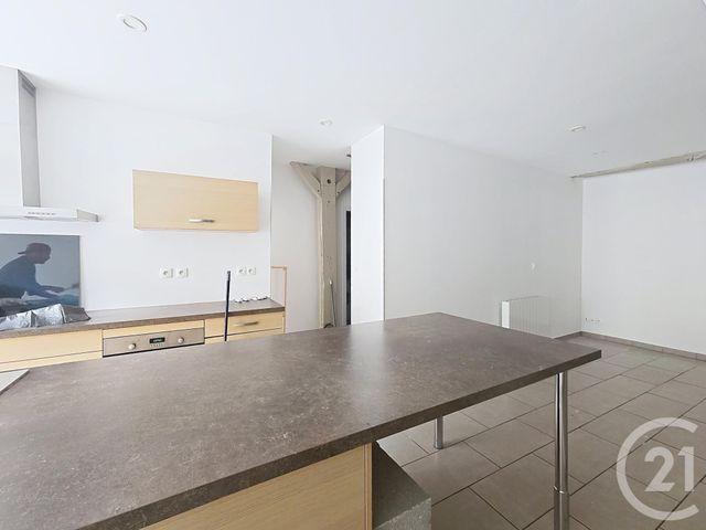Appartement F4 à vendre - 4 pièces - 74,74 m2 - Chalons En Champagne - 51 - CHAMPAGNE-ARDENNE