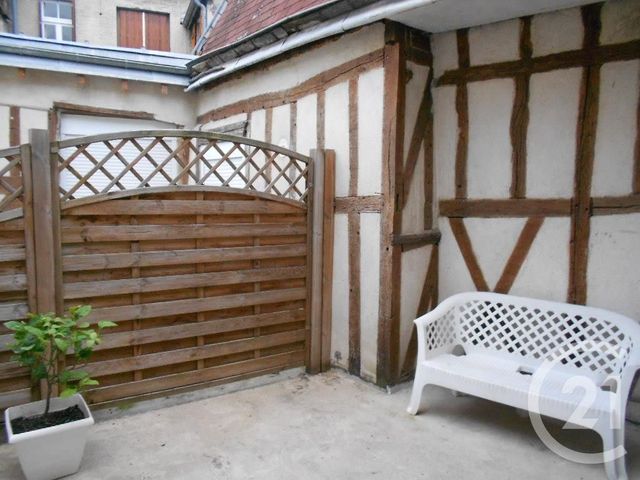 Afficher la photo en grand Appartement T2 à vendre - 2 pièces - 65,11 m2 - Chalons En Champagne - 51 - CHAMPAGNE-ARDENNE