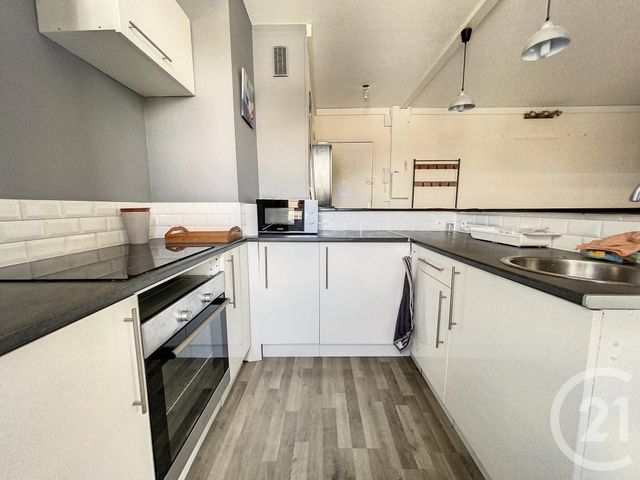 Afficher la photo en grand Appartement F2 à louer - 2 pièces - 43,16 m2 - Chalons En Champagne - 51 - CHAMPAGNE-ARDENNE