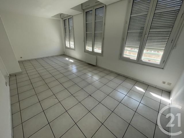 Appartement F3 à louer - 3 pièces - 61,15 m2 - Chalons En Champagne - 51 - CHAMPAGNE-ARDENNE