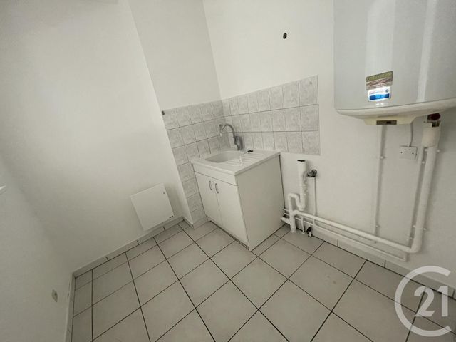 Appartement F3 à louer - 3 pièces - 61,15 m2 - Chalons En Champagne - 51 - CHAMPAGNE-ARDENNE