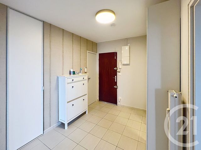 Appartement F4 à louer - 5 pièces - 95,55 m2 - St Memmie - 51 - CHAMPAGNE-ARDENNE