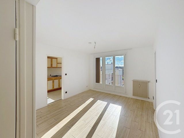 Appartement F2 à vendre - 2 pièces - 42 m2 - Chalons En Champagne - 51 - CHAMPAGNE-ARDENNE