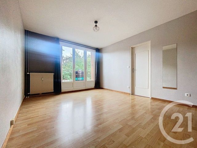 Appartement F1 &agrave; louer - 1 pi&egrave;ce - 28,57 m2 - Chalons En Champagne - 51 - CHAMPAGNE-ARDENNE