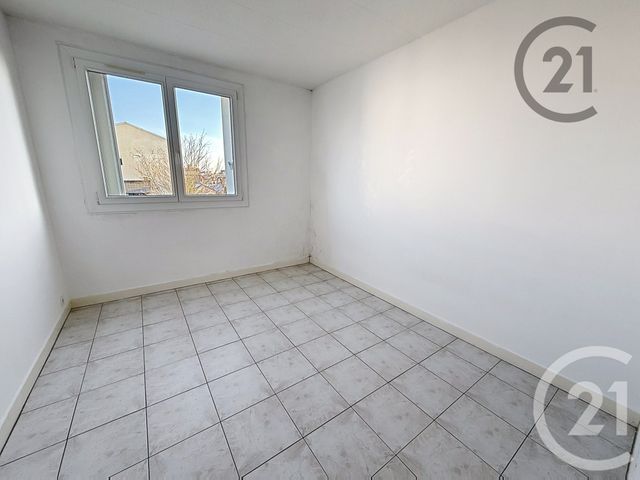 Appartement F4 &agrave; vendre - 4 pi&egrave;ces - 77,82 m2 - Chalons En Champagne - 51 - CHAMPAGNE-ARDENNE