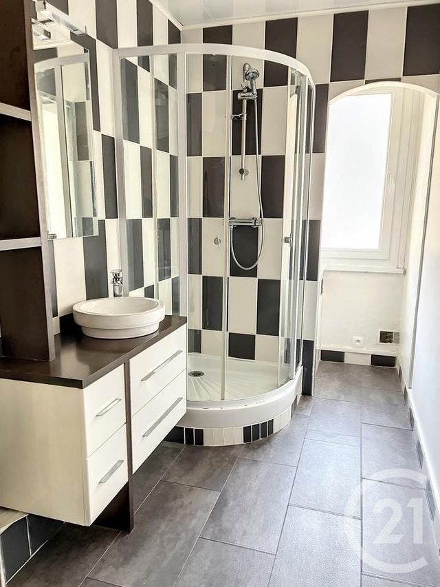 Appartement F3 &agrave; vendre - 3 pi&egrave;ces - 66,60 m2 - Chalons En Champagne - 51 - CHAMPAGNE-ARDENNE