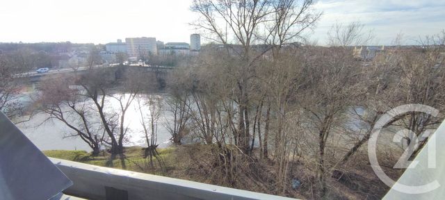 Appartement F2 &agrave; vendre - 2 pi&egrave;ces - 54 m2 - Chalons En Champagne - 51 - CHAMPAGNE-ARDENNE