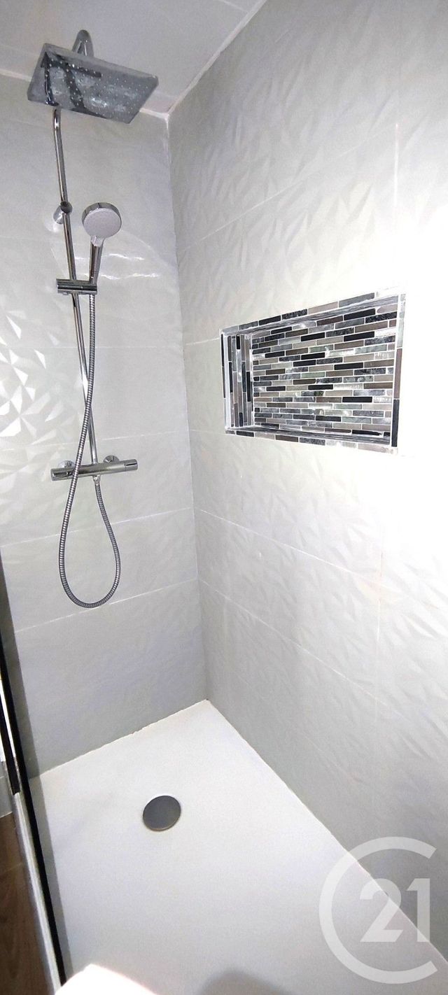 Appartement F2 &agrave; vendre - 2 pi&egrave;ces - 54 m2 - Chalons En Champagne - 51 - CHAMPAGNE-ARDENNE