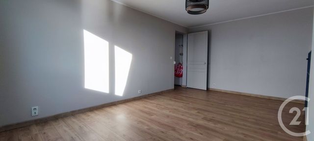 Appartement F2 &agrave; vendre - 2 pi&egrave;ces - 54 m2 - Chalons En Champagne - 51 - CHAMPAGNE-ARDENNE