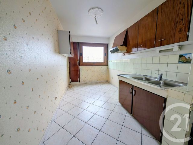 Appartement F5 &agrave; vendre - 5 pi&egrave;ces - 87,90 m2 - Chalons En Champagne - 51 - CHAMPAGNE-ARDENNE