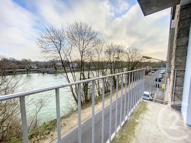 Appartement F4 &agrave; louer - 4 pi&egrave;ces - 64,68 m2 - Chalons En Champagne - 51 - CHAMPAGNE-ARDENNE