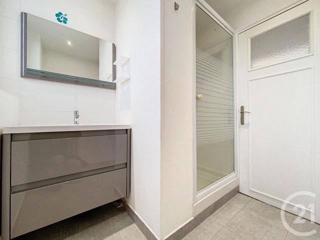 Appartement F4 &agrave; louer - 4 pi&egrave;ces - 64,68 m2 - Chalons En Champagne - 51 - CHAMPAGNE-ARDENNE