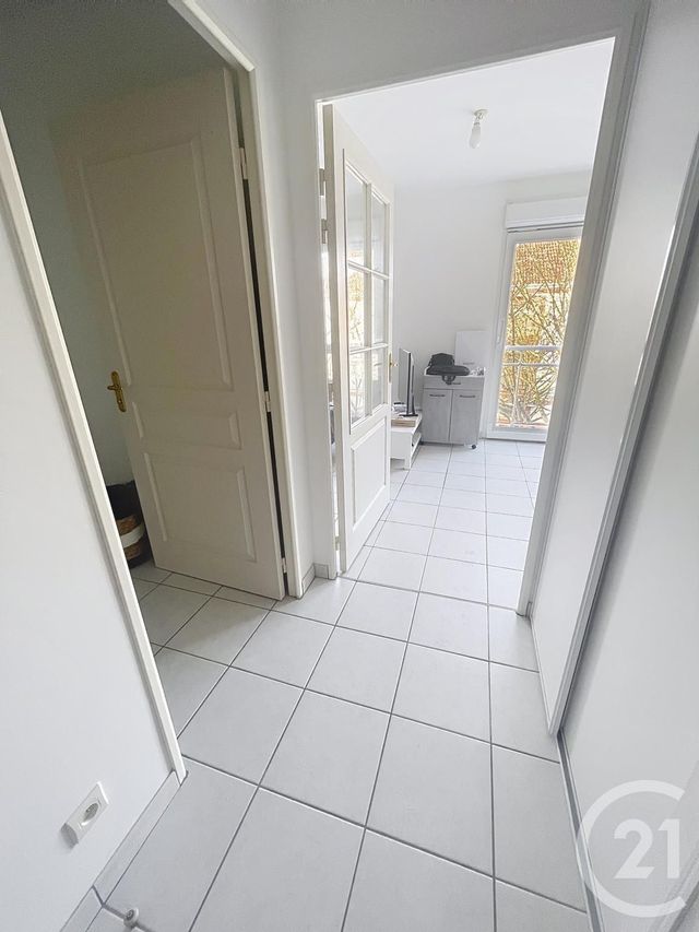 Appartement F1 &agrave; vendre - 1 pi&egrave;ce - 28,68 m2 - Chalons En Champagne - 51 - CHAMPAGNE-ARDENNE