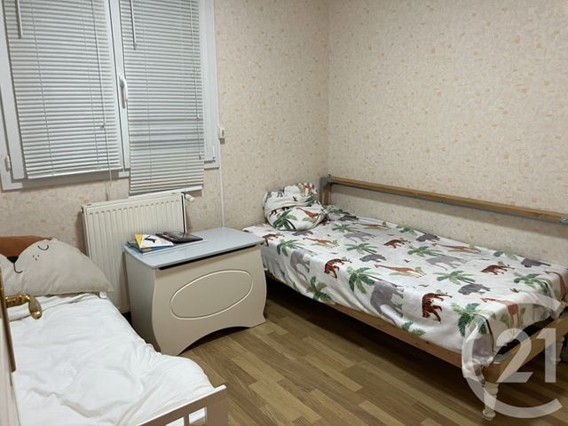 Appartement F4 &agrave; vendre - 5 pi&egrave;ces - 80 m2 - St Memmie - 51 - CHAMPAGNE-ARDENNE