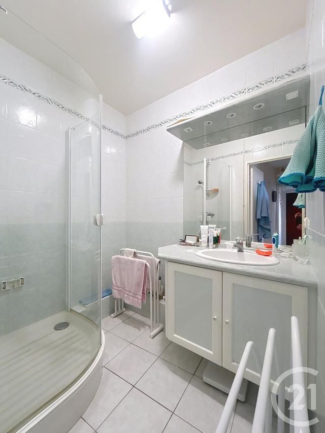 Appartement &agrave; vendre - 4 pi&egrave;ces - 77,53 m2 - Chalons En Champagne - 51 - CHAMPAGNE-ARDENNE