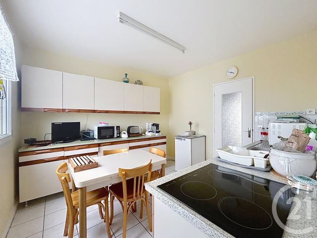 Appartement &agrave; vendre - 4 pi&egrave;ces - 77,53 m2 - Chalons En Champagne - 51 - CHAMPAGNE-ARDENNE