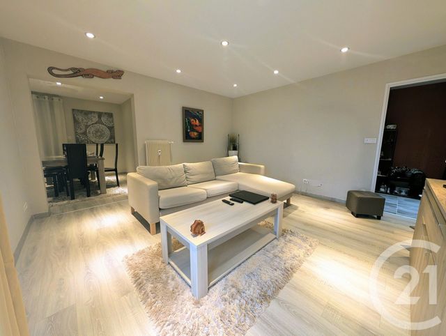 Appartement F3 &agrave; vendre - 4 pi&egrave;ces - 73,70 m2 - Fagnieres - 51 - CHAMPAGNE-ARDENNE