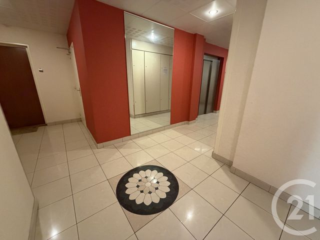 Appartement F4 &agrave; vendre - 4 pi&egrave;ces - 68,89 m2 - Chalons En Champagne - 51 - CHAMPAGNE-ARDENNE